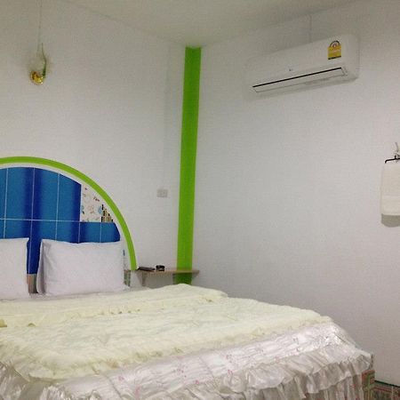 Jidapha Rooms Khlong Thom Exterior photo