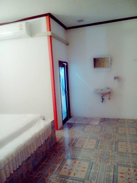 Jidapha Rooms Khlong Thom Exterior photo